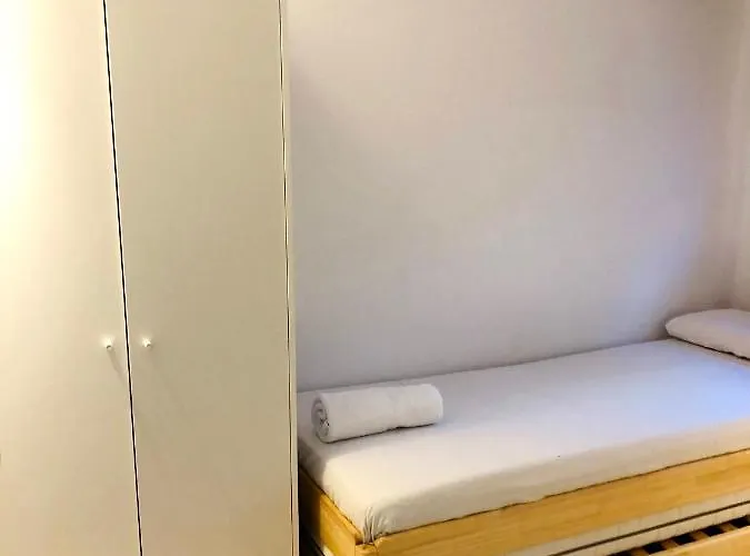 Sunandbed Faro * 萨洛